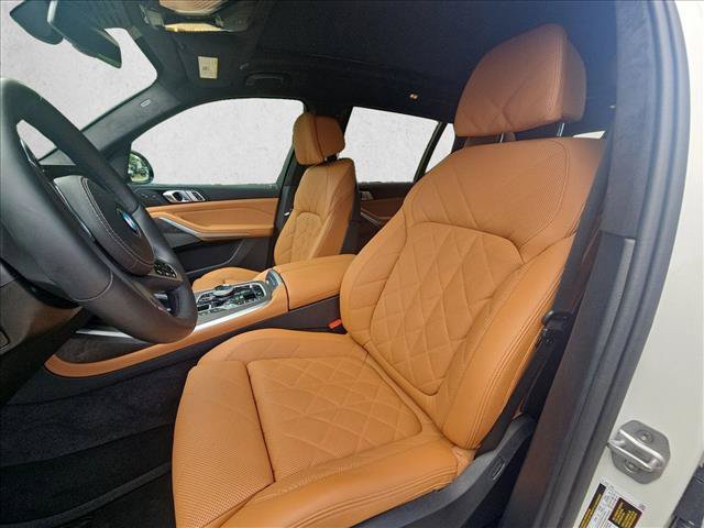 Used 2024 BMW X7 xDrive40i w/ Executive Package AWD/4WD image 15