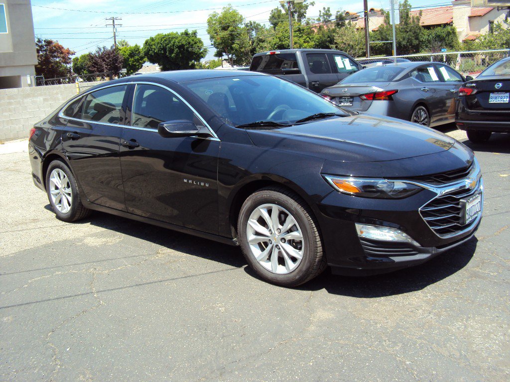 Used 2022 Chevrolet Malibu LT image 1