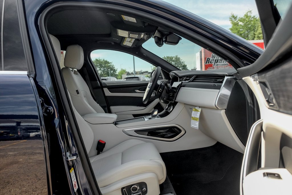 New 2026 Jaguar F-PACE R-Dynamic S image 21