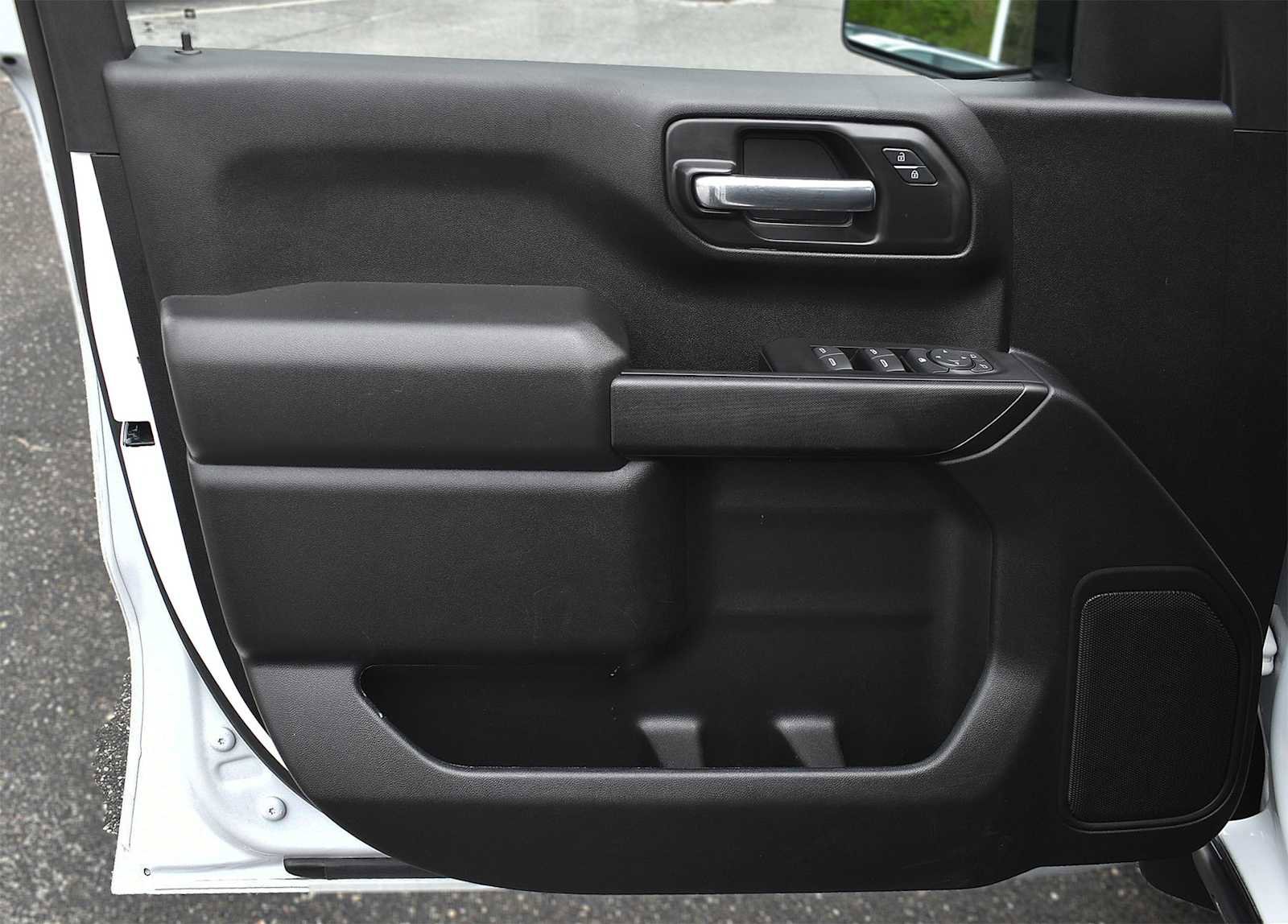 Used 2022 Chevrolet Silverado 1500 Custom AWD/4WD image 19