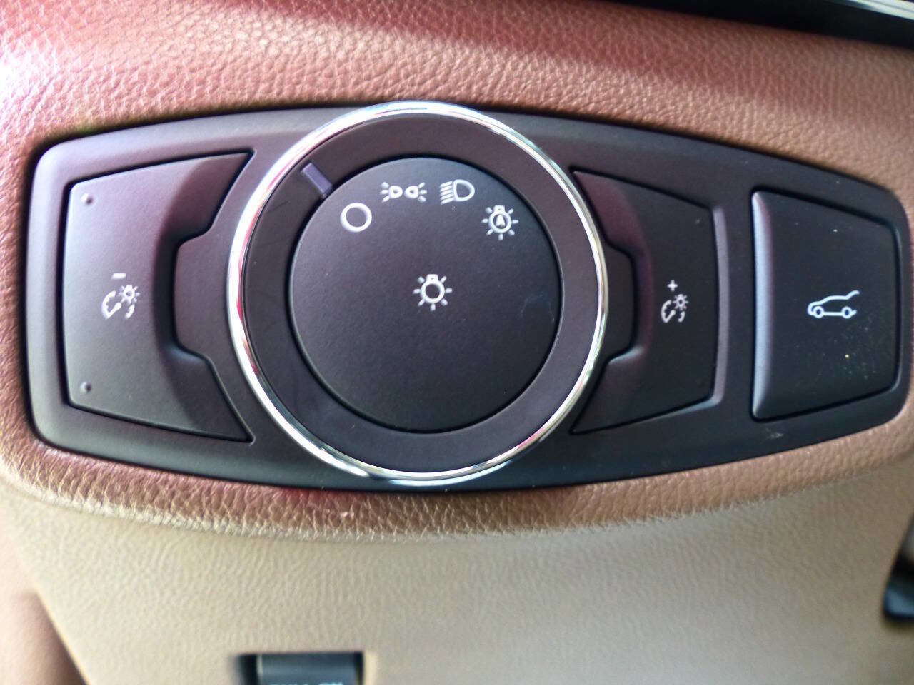 Used 2017 Lincoln MKC Reserve AWD/4WD image 26