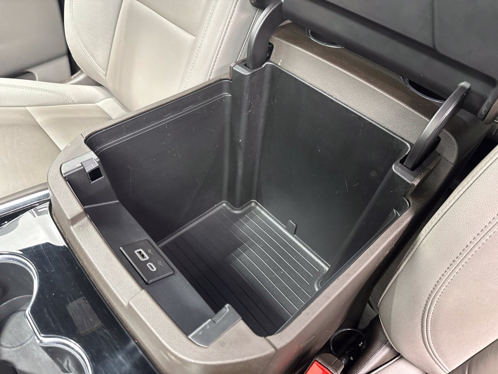 Used 2025 Chevrolet Tahoe LT RWD image 30