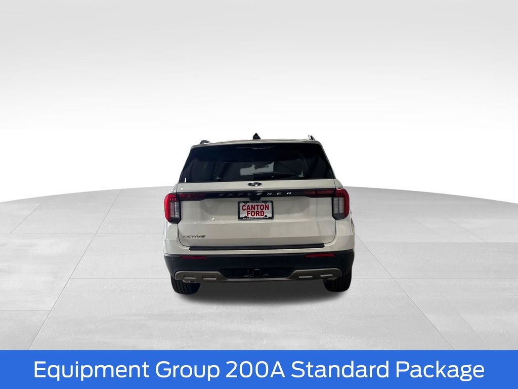 New 2026 Ford Explorer Active RWD image 5