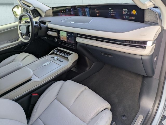 Used 2025 Lincoln Navigator Reserve AWD/4WD image 24