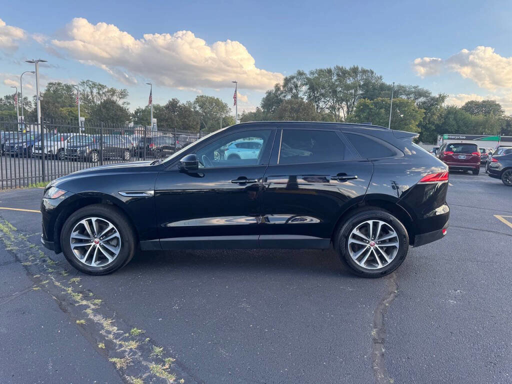 Used 2018 Jaguar F-PACE Premium image 38