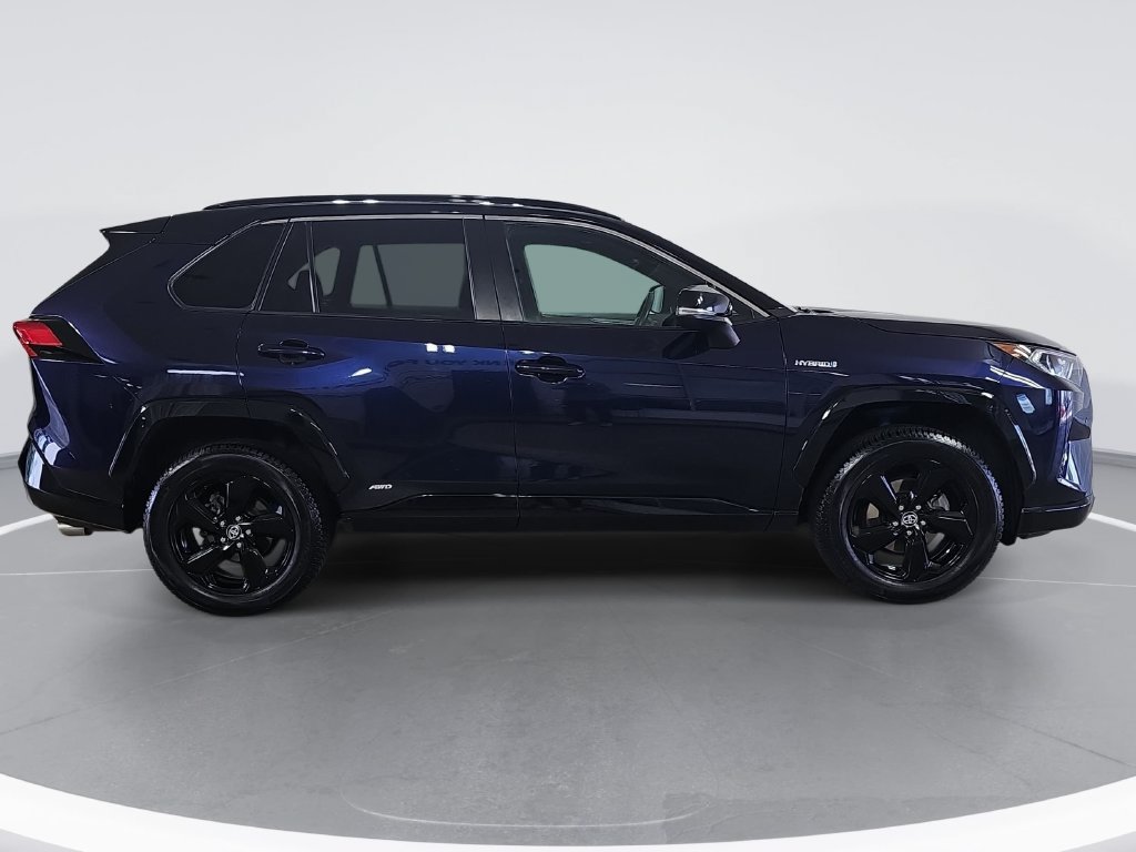 Used 2020 Toyota RAV4 XSE AWD/4WD image 2