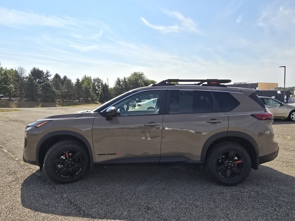 Used 2025 Nissan Rogue SV w/ Rock Creek Premium Package image 11