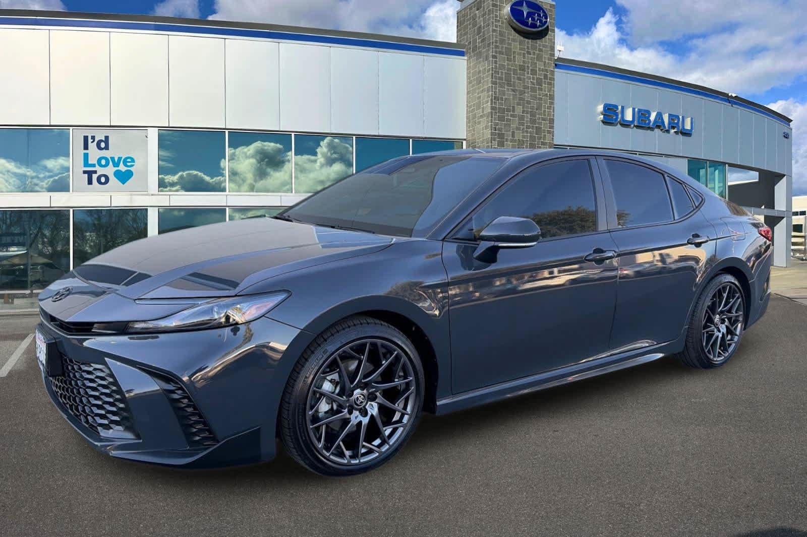 Used 2025 Toyota Camry SE