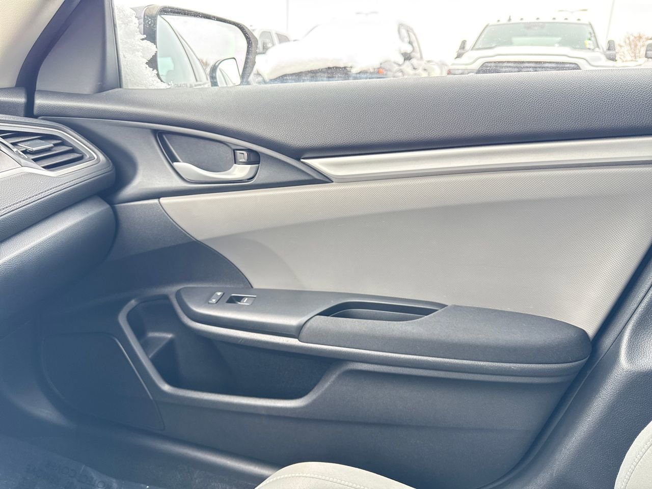 Used 2018 Honda Civic LX image 27