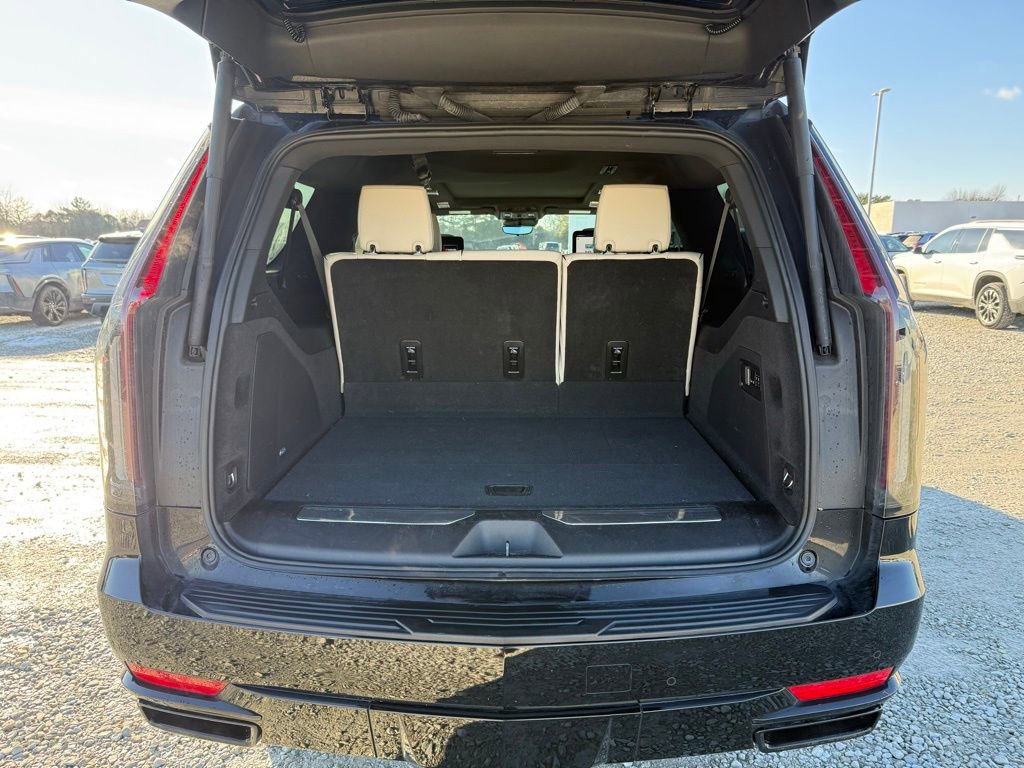 Certified 2024 Cadillac Escalade ESV Sport w/ LPO, ONYX Package image 13