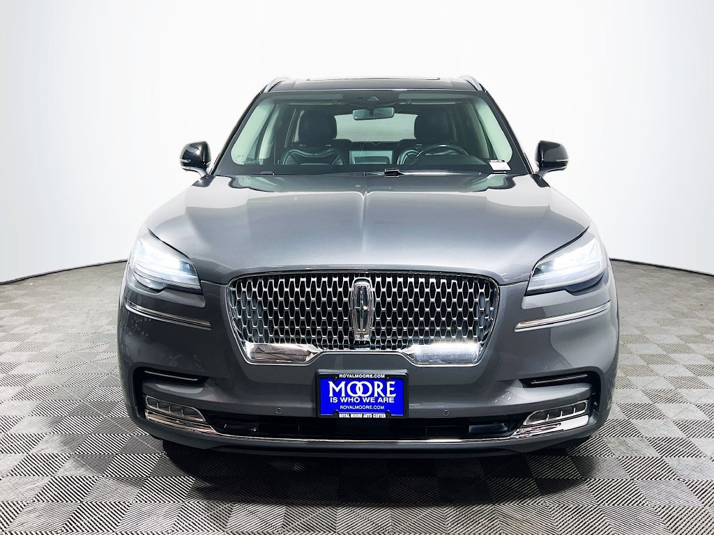 Used 2021 Lincoln Aviator Reserve w/ Equipment Group 201A AWD/4WD image 2