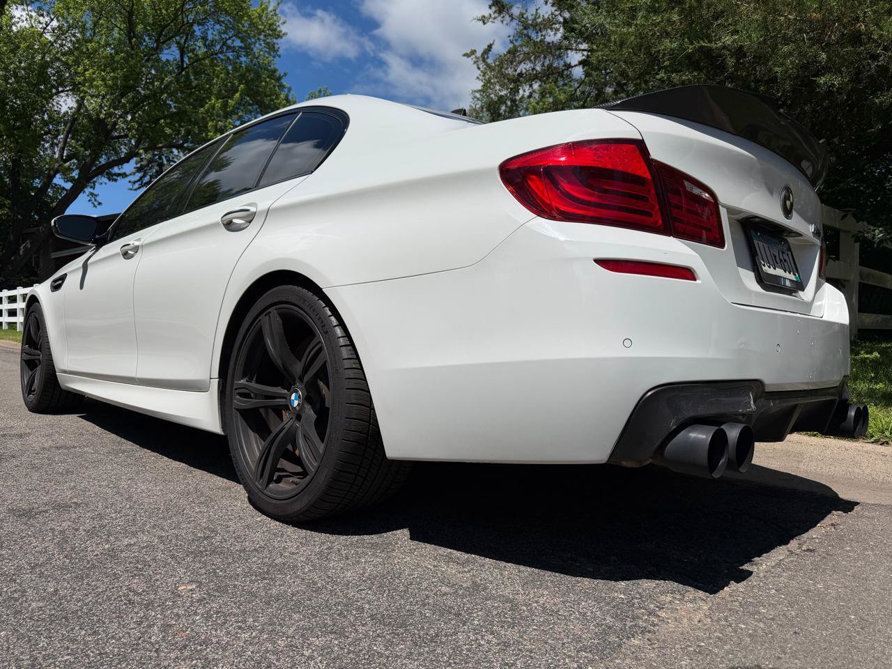 Used 2013 BMW M5 RWD image 21
