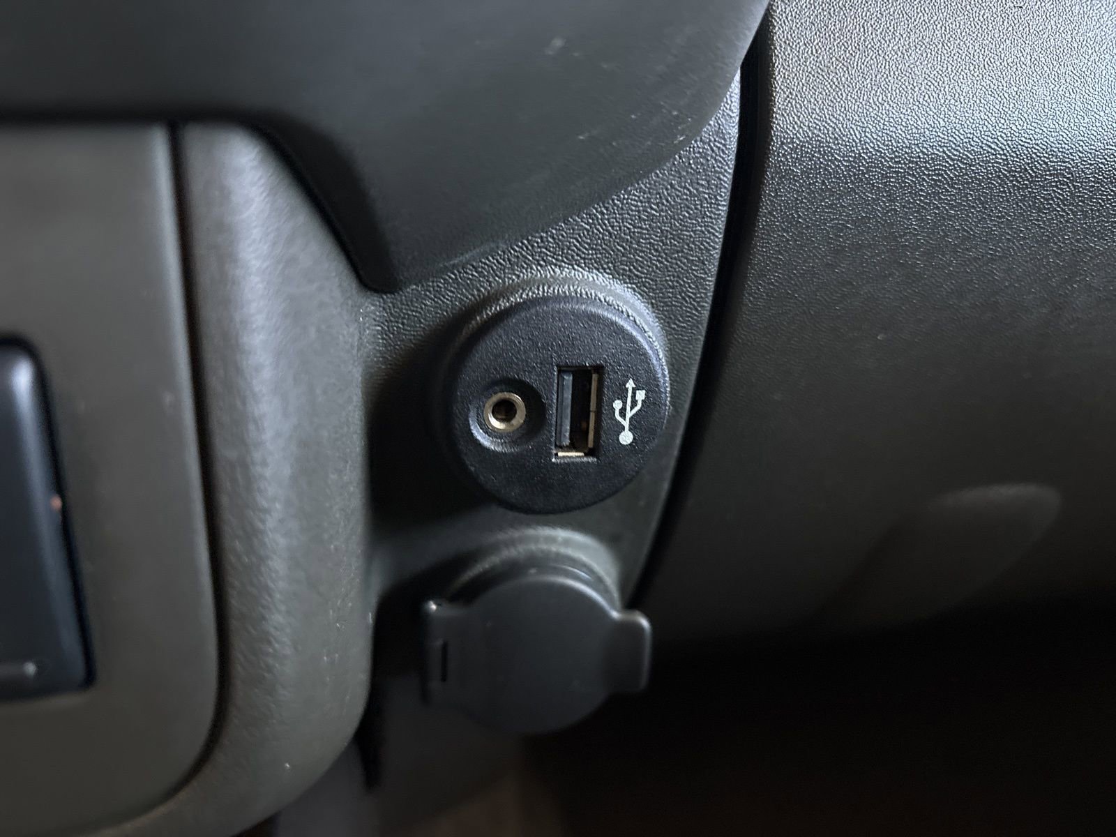 Used 2019 Nissan Frontier PRO-4X w/ Pro-4x Luxury Package image 27