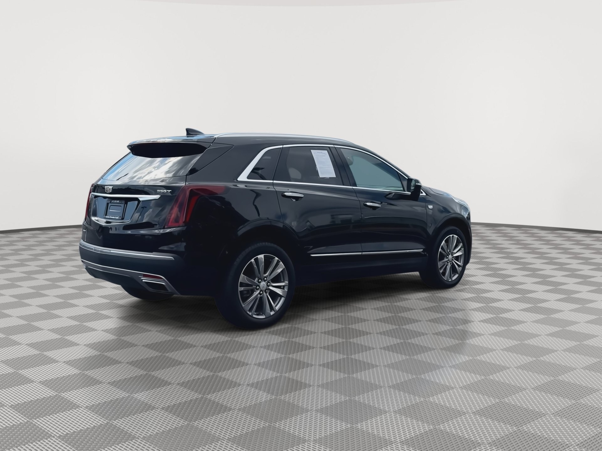 Certified 2023 Cadillac XT5 Premium Luxury AWD/4WD image 8
