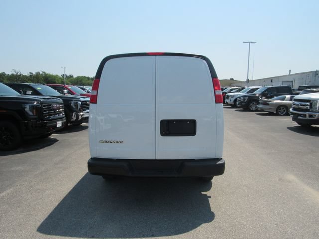 Certified 2025 Chevrolet Express 2500 w/ Driver Convenience Package RWD image 6