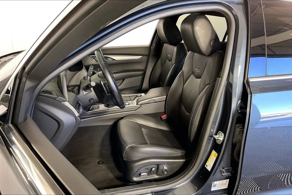Used 2025 Cadillac CT5 Premium Luxury image 37