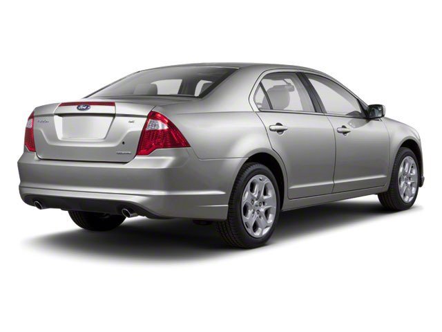 Used 2010 Ford Fusion SE image 2