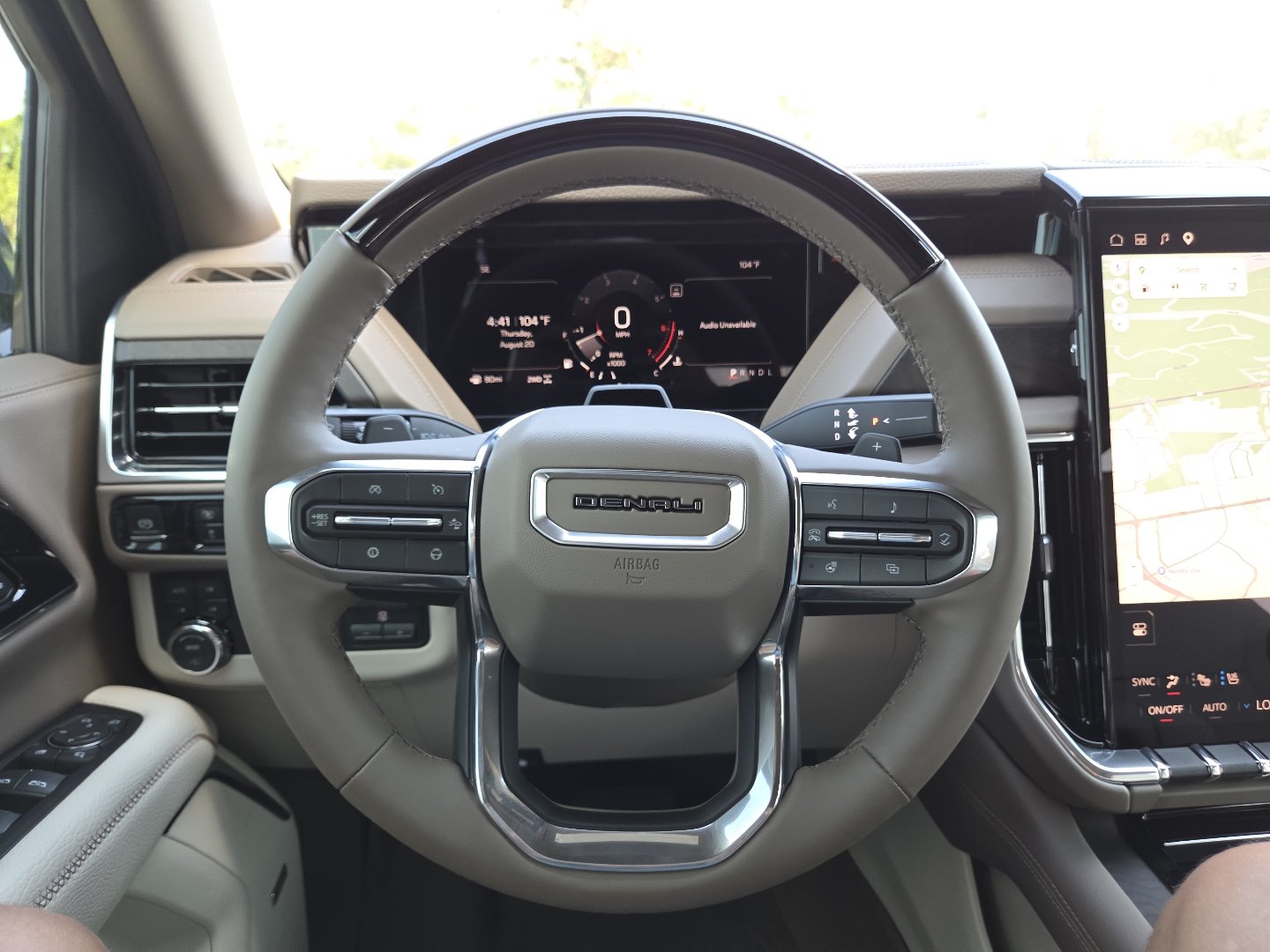 New 2026 GMC Yukon Denali w/ Denali Reserve Package AWD/4WD image 35