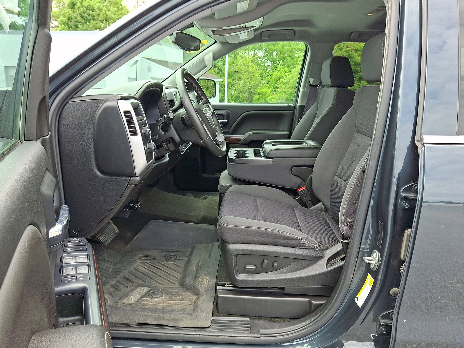 Used 2017 GMC Sierra 1500 SLE w/ SLE Value Package AWD/4WD image 15