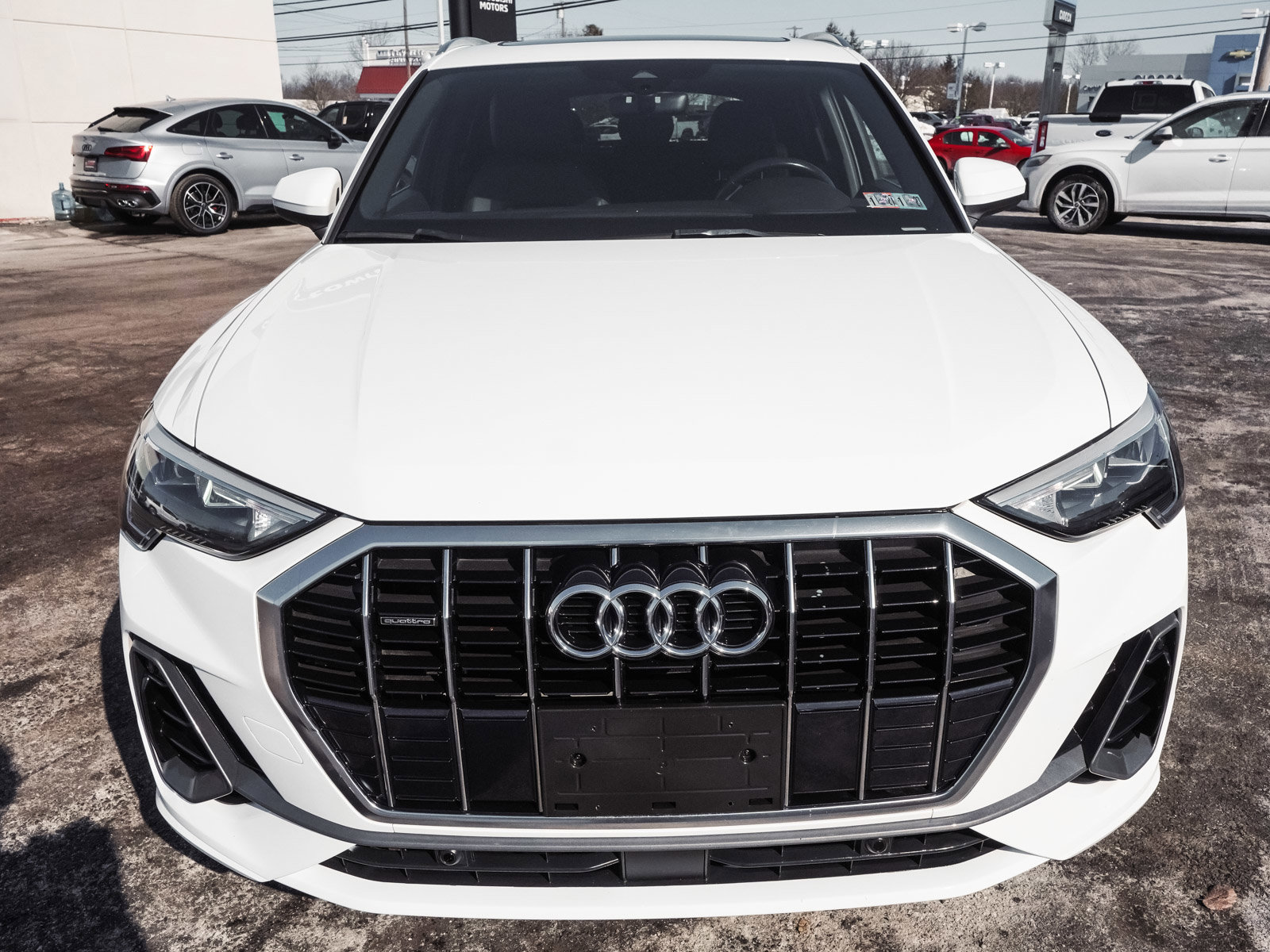 Used 2020 Audi Q3 2.0T Premium image 2
