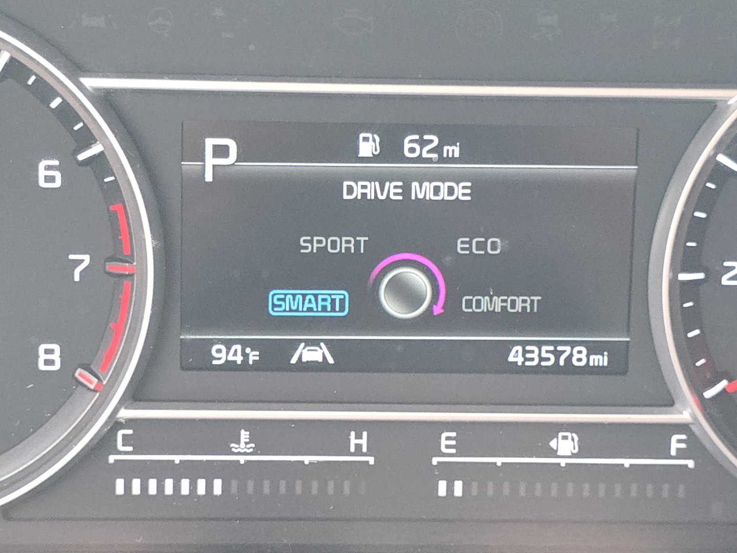 Used 2023 Kia Sorento S FWD image 32
