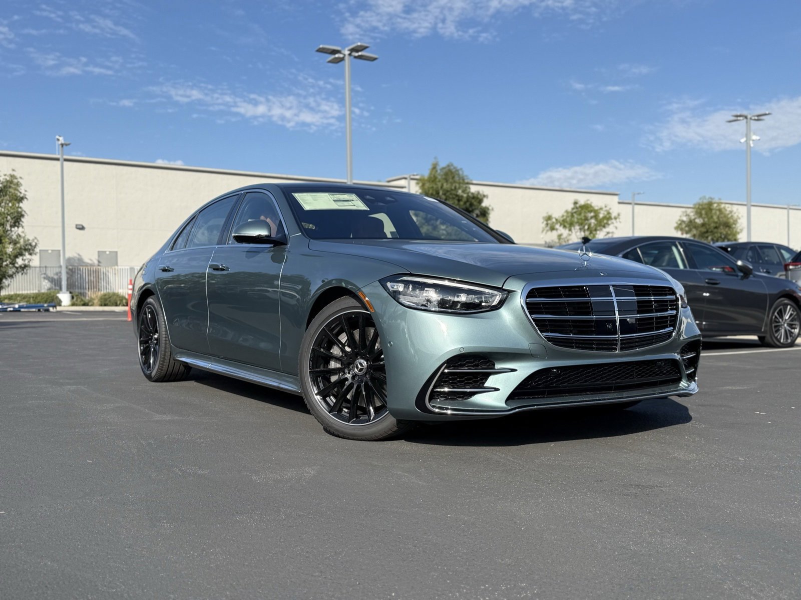 New 2026 Mercedes-Benz S 580 4MATIC Sedan image 2