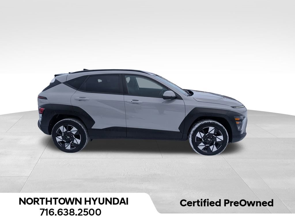 Used 2025 Hyundai Kona SEL image 4