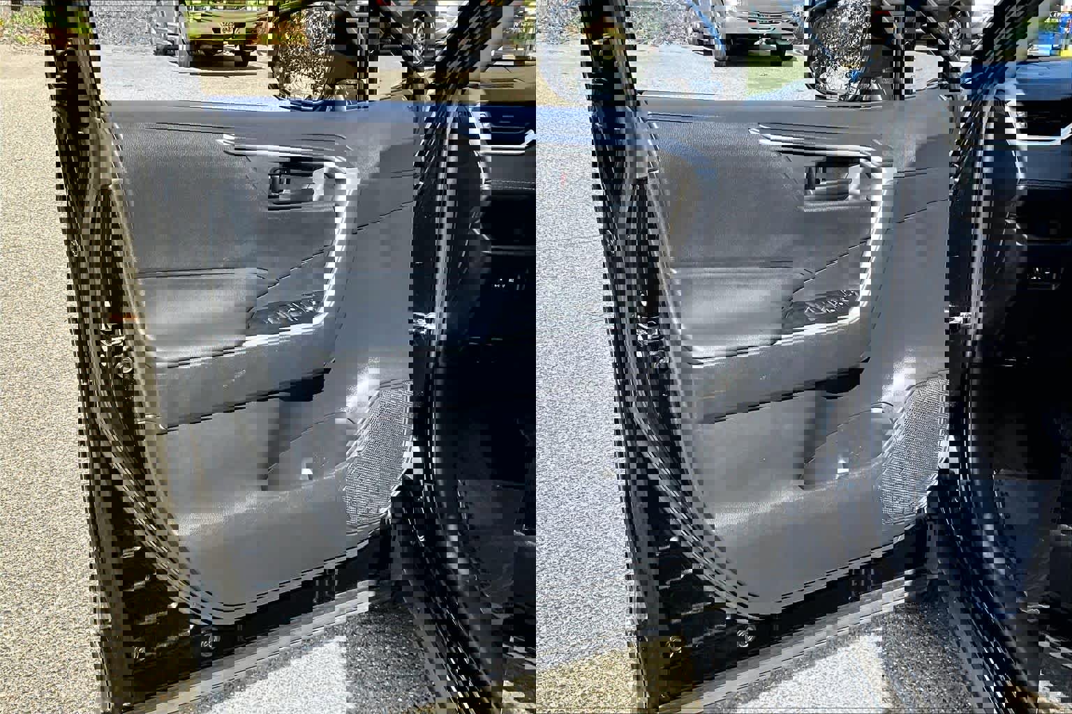 Certified 2024 Toyota RAV4 LE image 21