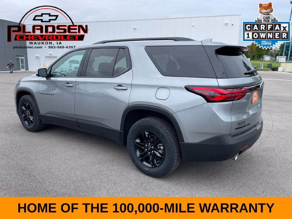 Used 2023 Chevrolet Traverse LT w/ Midnight/Sport Edition AWD/4WD image 3