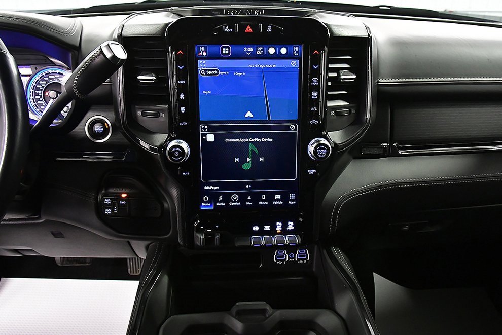 Used 2022 RAM 3500 Limited image 25