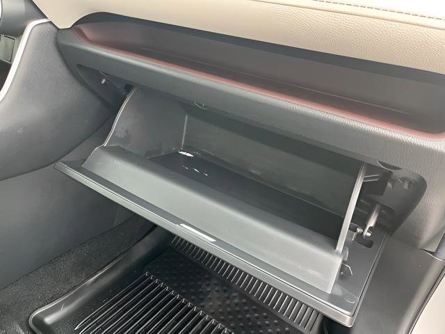 Used 2023 Toyota RAV4 Limited image 35