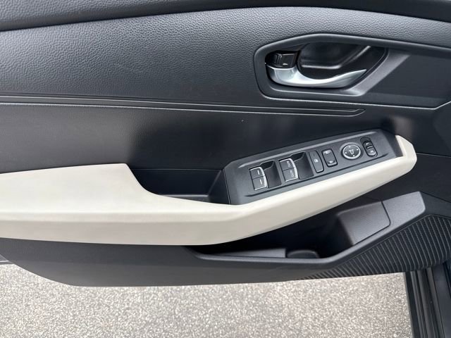 Used 2023 Honda Accord LX image 9