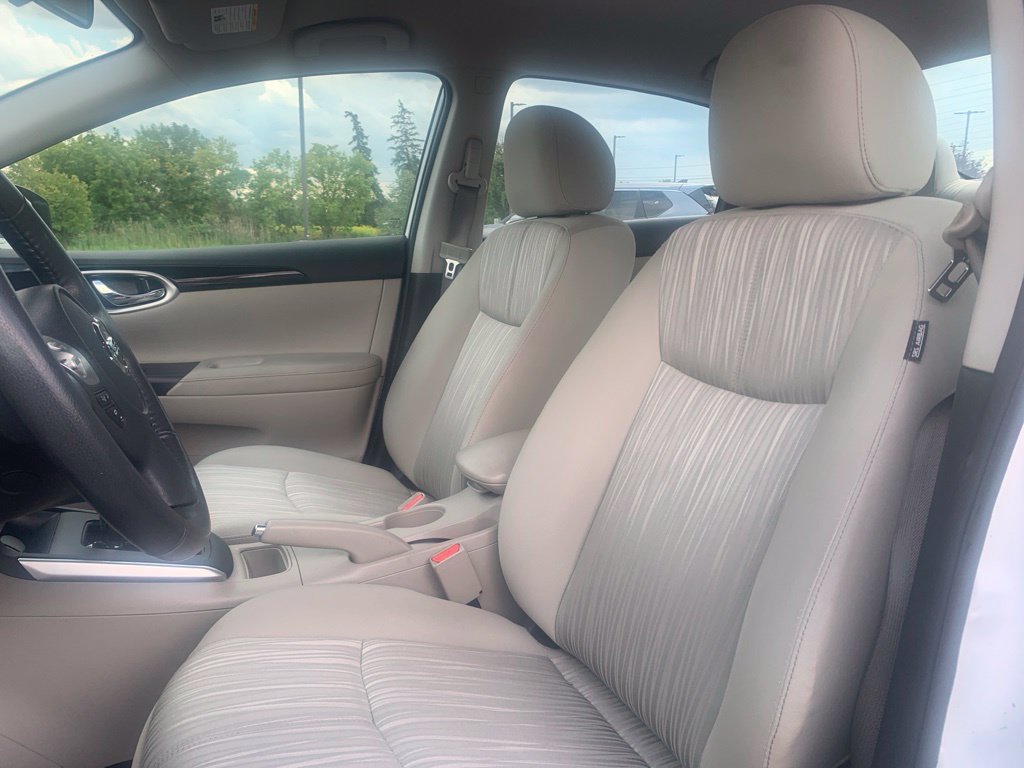 Used 2017 Nissan Sentra SV w/ Driver's Assist Package FWD image 8