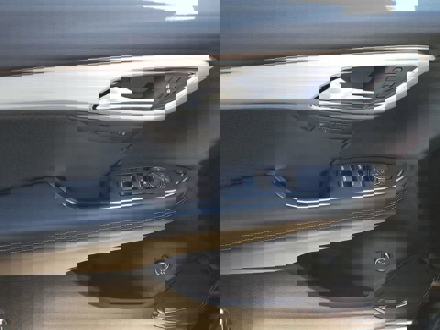 New 2026 Buick Envision Avenir image 17