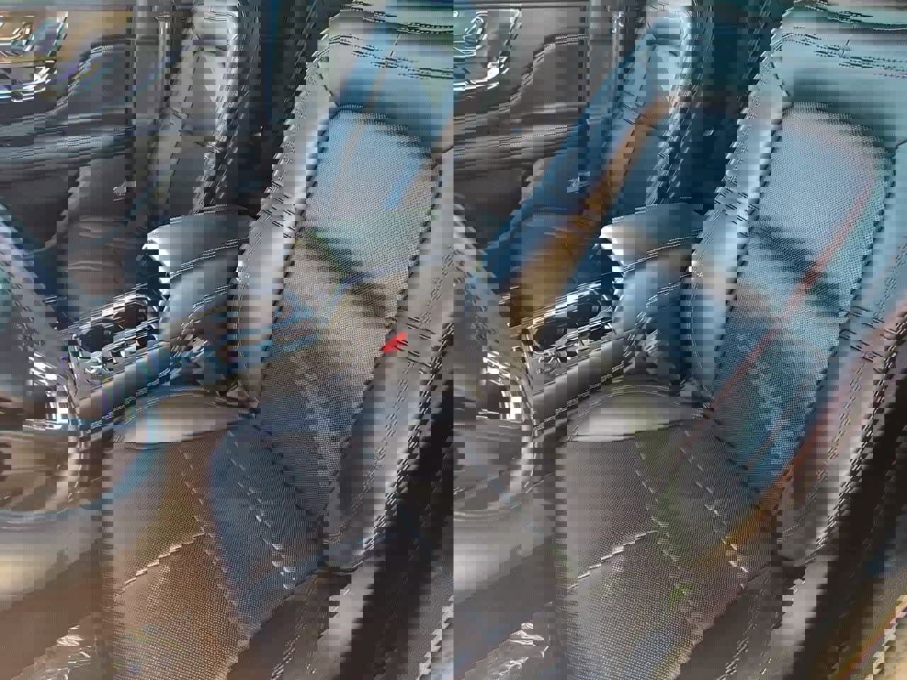 Used 2022 Lincoln Corsair Reserve image 15