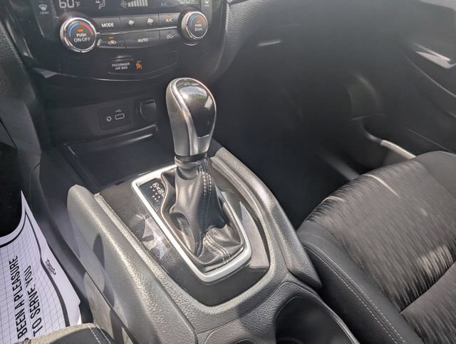 Certified 2020 Nissan Rogue SV AWD/4WD image 20