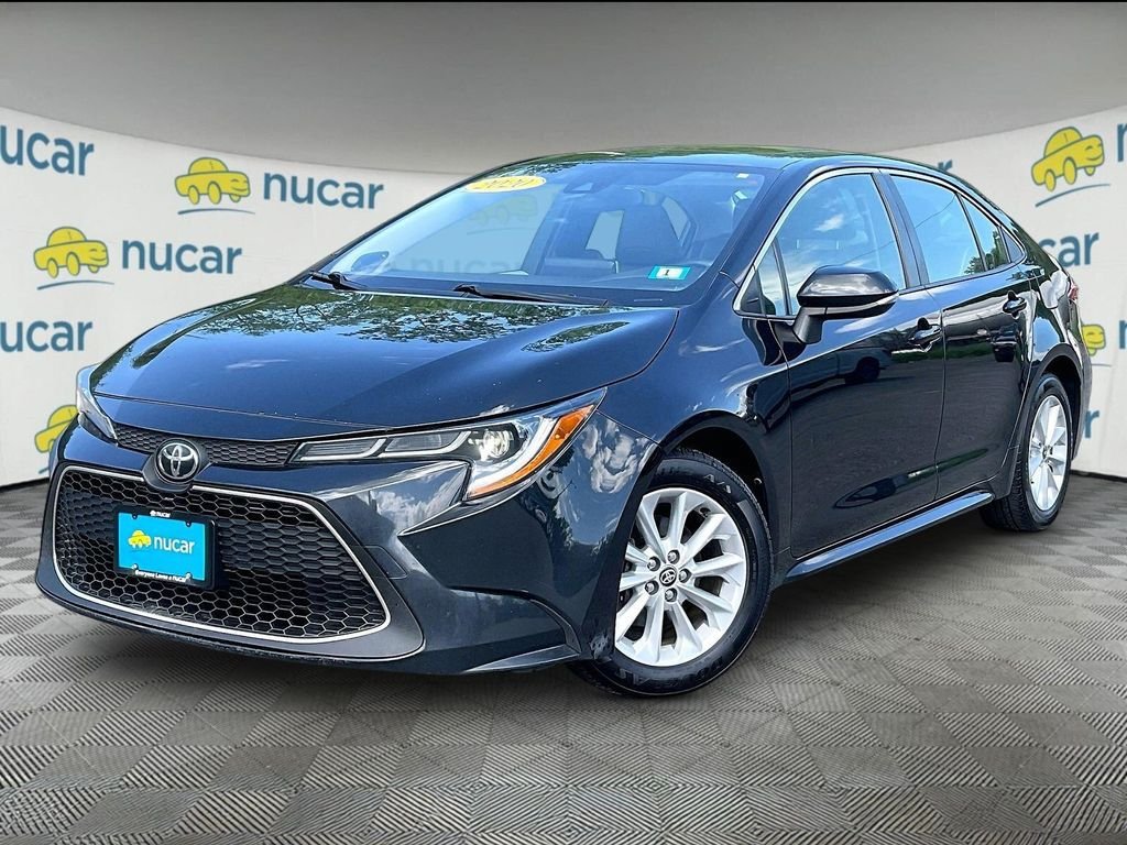 Used 2020 Toyota Corolla XLE FWD image 3