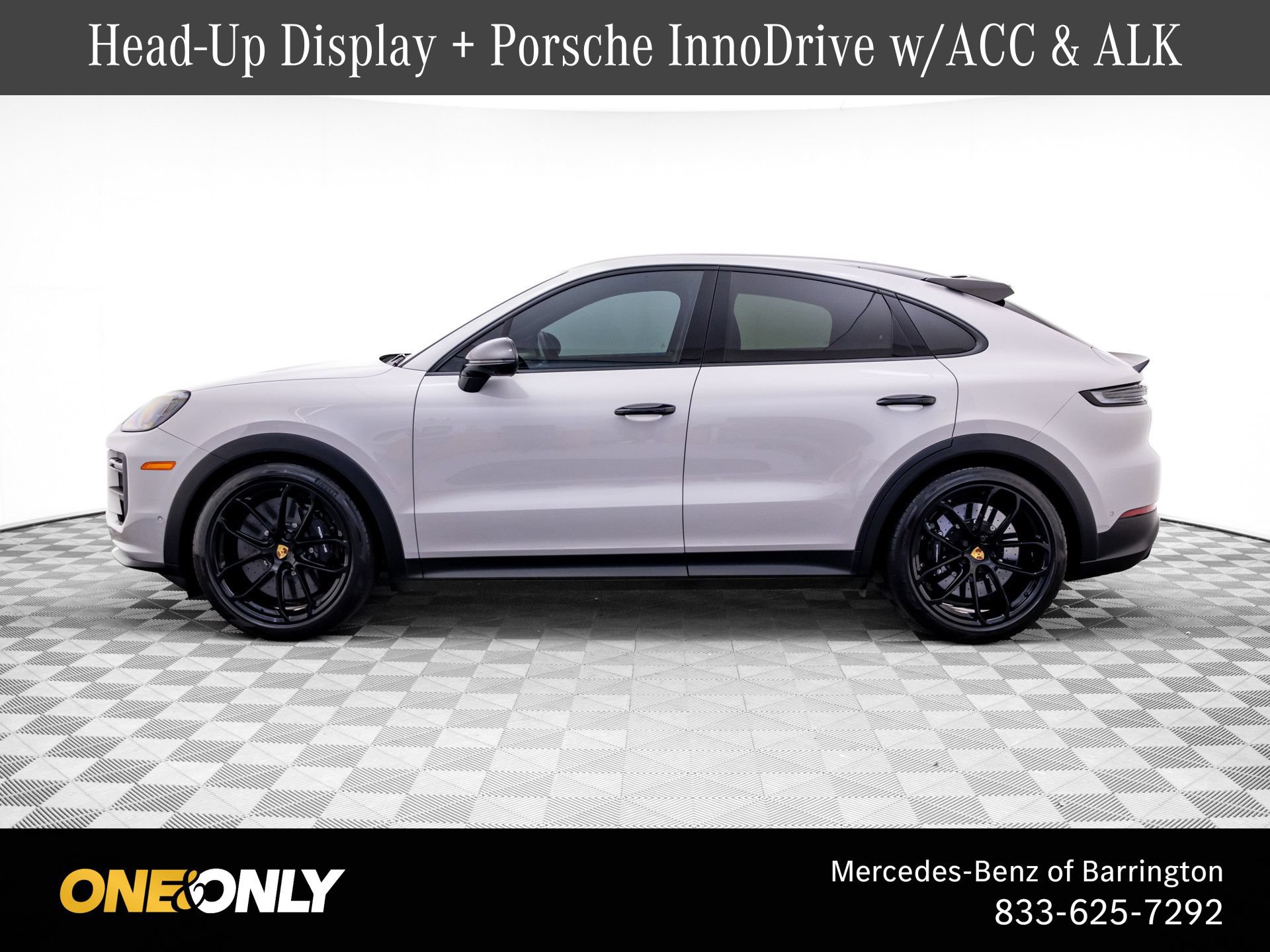 Used 2024 Porsche Cayenne Turbo GT AWD/4WD image 2