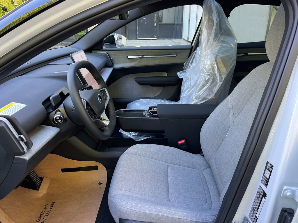 New 2026 Volvo EX30 Ultra w/ Protection Package Premier AWD/4WD image 10