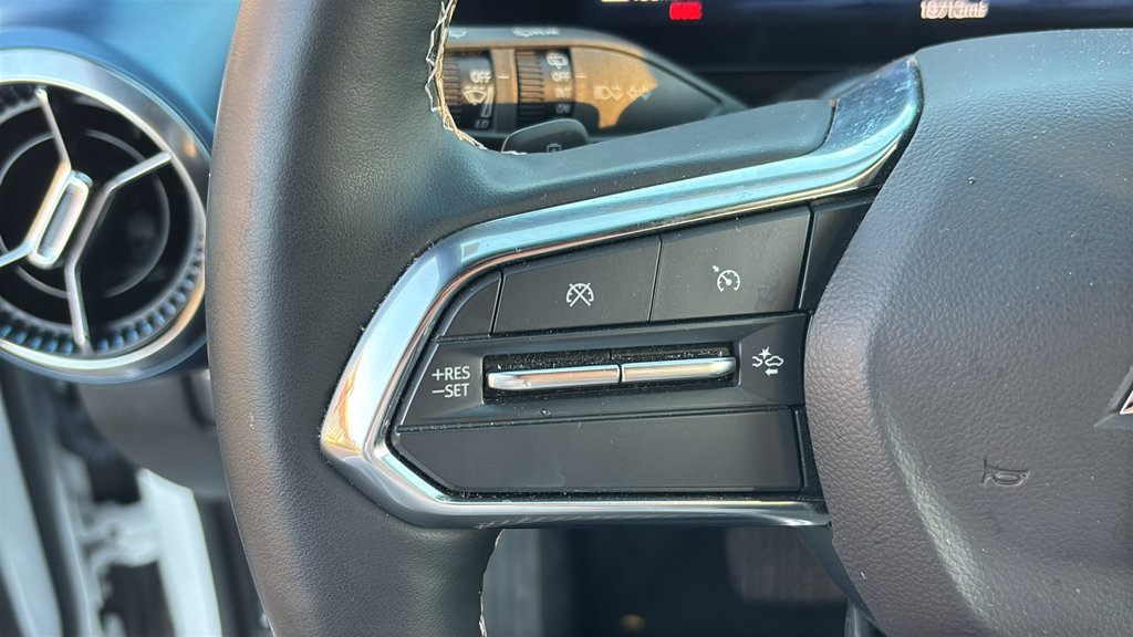 Used 2024 Chevrolet Equinox EV LT FWD image 17