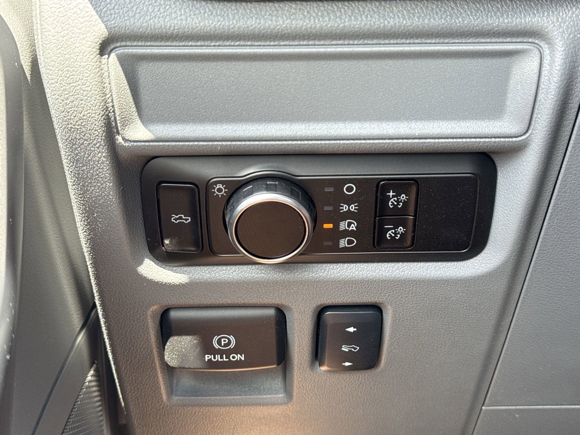 Used 2025 Ford F150 Lightning XLT image 56