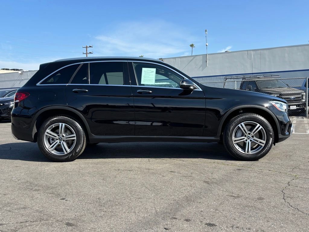 Used 2021 Mercedes-Benz GLC 300 image 3