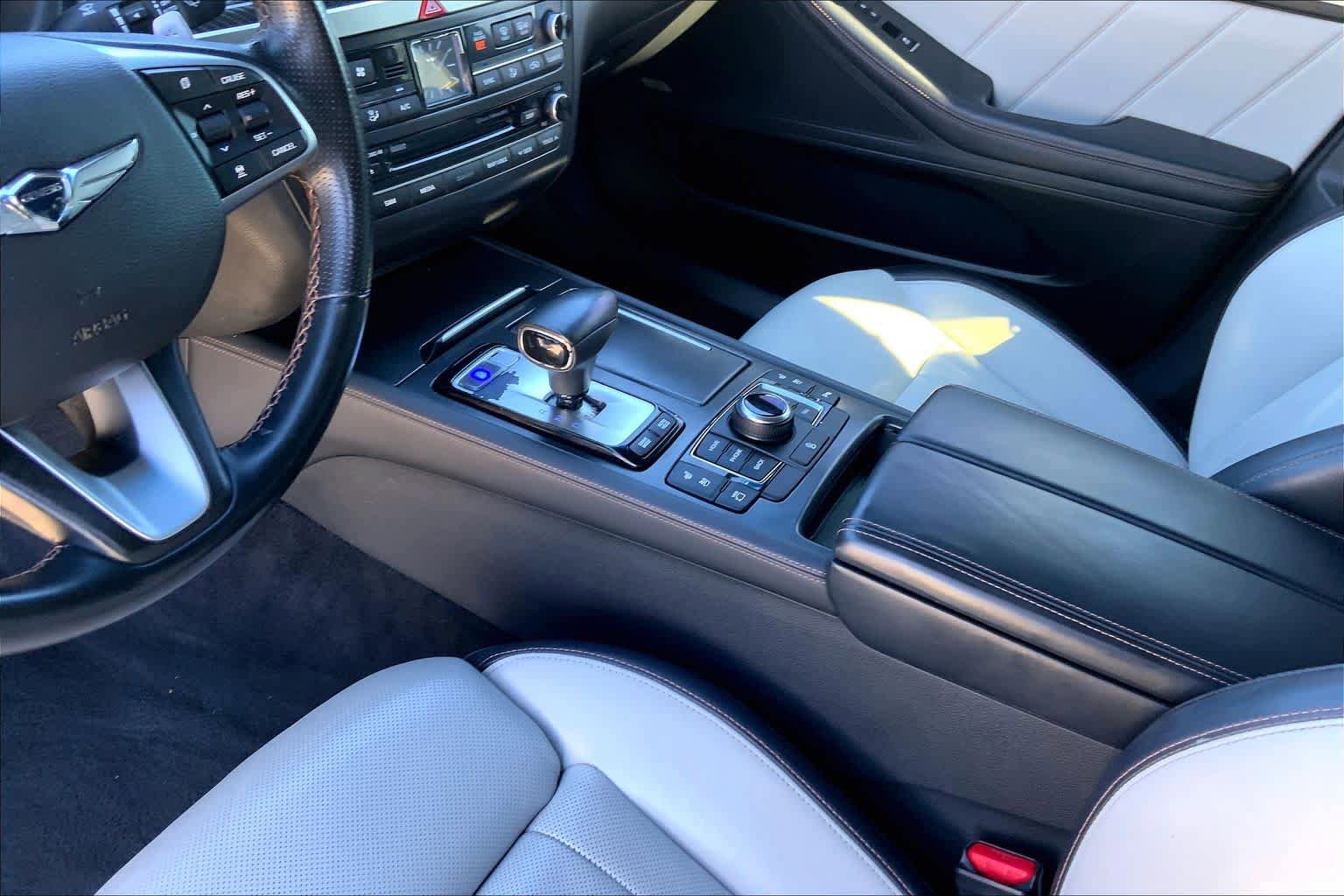 Used 2018 Genesis G80 3.3T Sport image 17