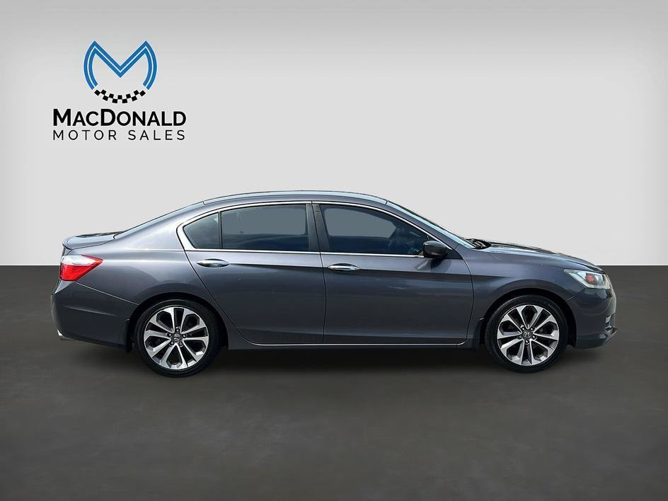 Used 2014 Honda Accord Sport image 8