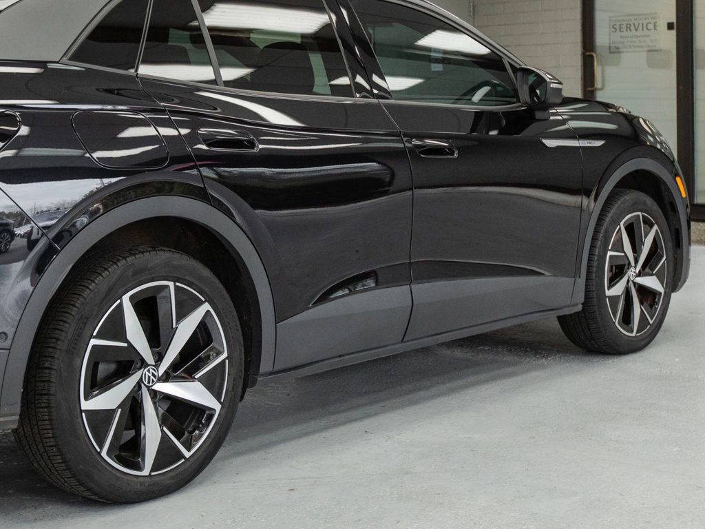 Used 2023 Volkswagen ID.4 Pro S Plus image 32