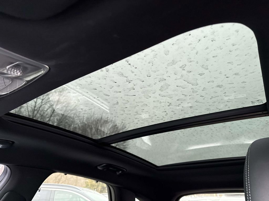 Certified 2023 Genesis GV70 2.5T w/ Sport Prestige Package image 28