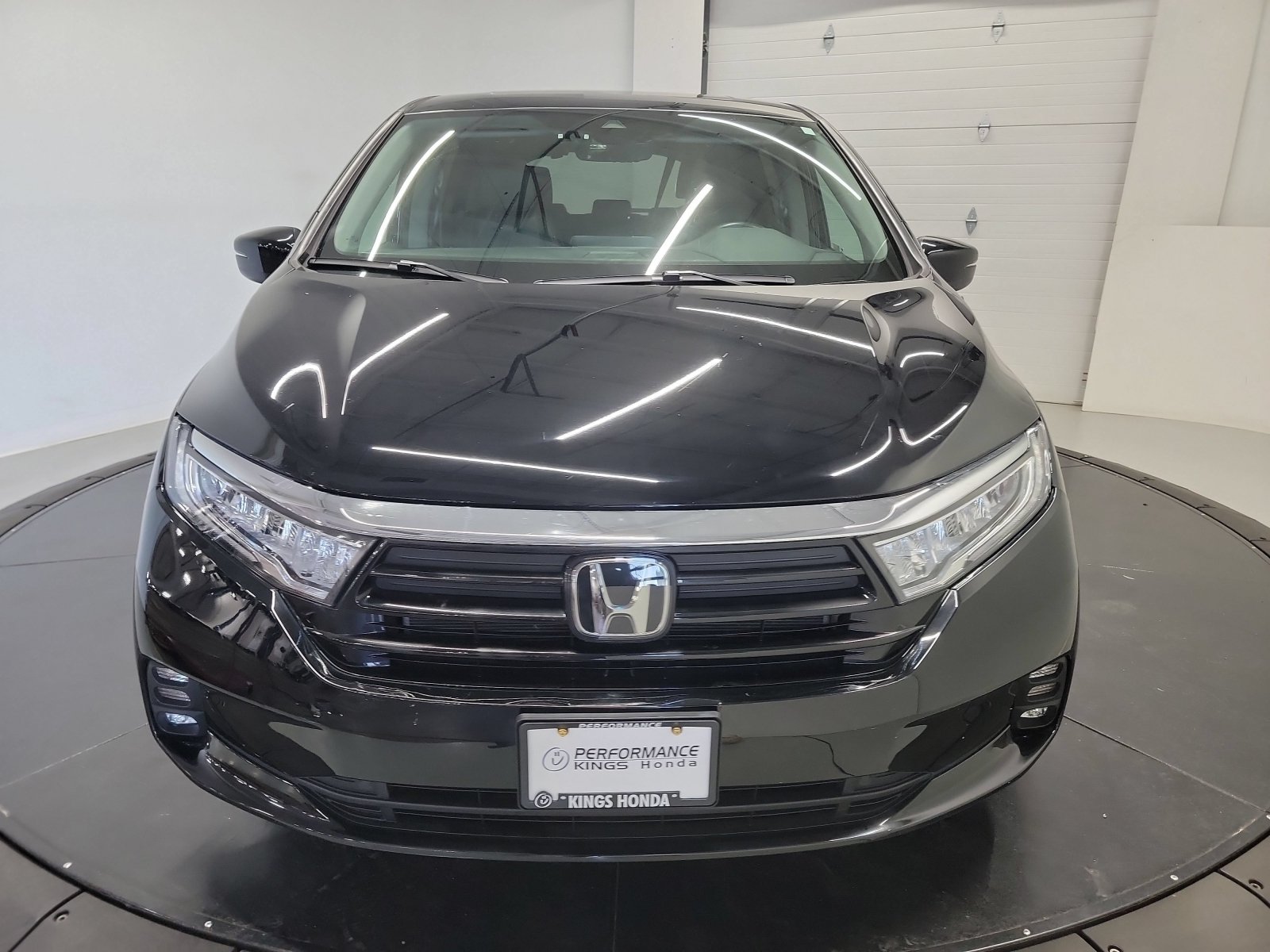 Used 2023 Honda Odyssey EX-L image 2