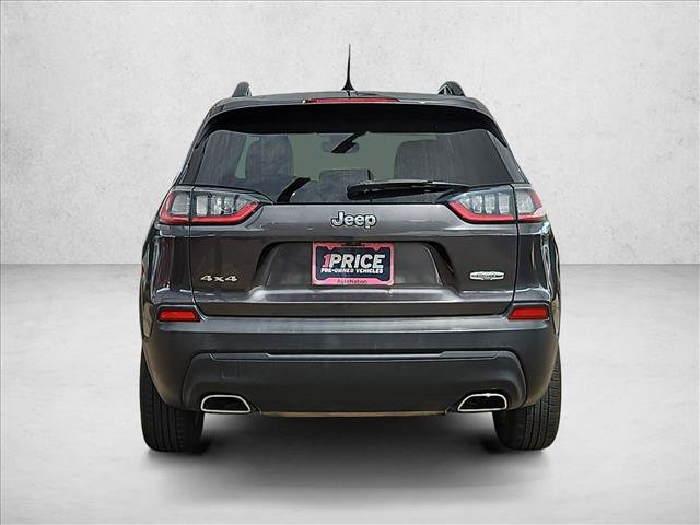 Used 2022 Jeep Cherokee Latitude Lux w/ Mopar Interior Package AWD/4WD image 6