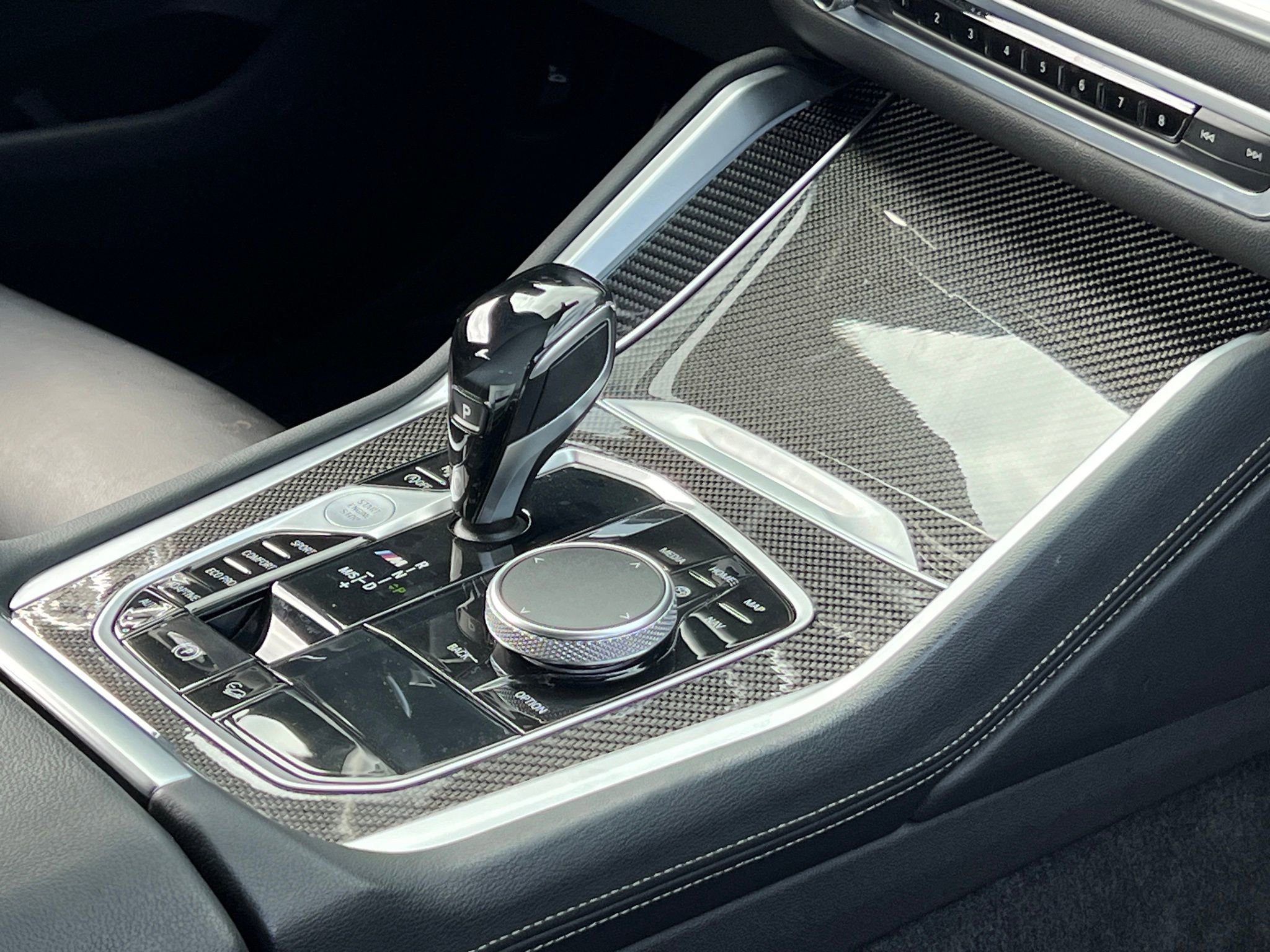 Used 2020 BMW X6 M50i w/ Executive Package image 40