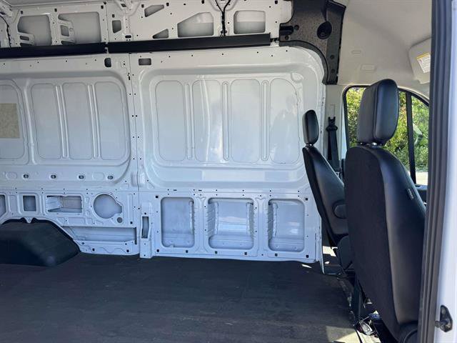 Used 2025 Ford Transit 350 148 High Roof Extended DRW RWD image 31